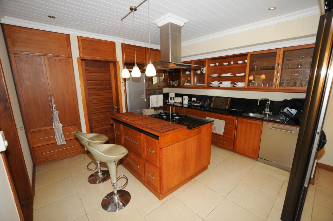 Villa Oasis Pereybere Beach Екстериор снимка